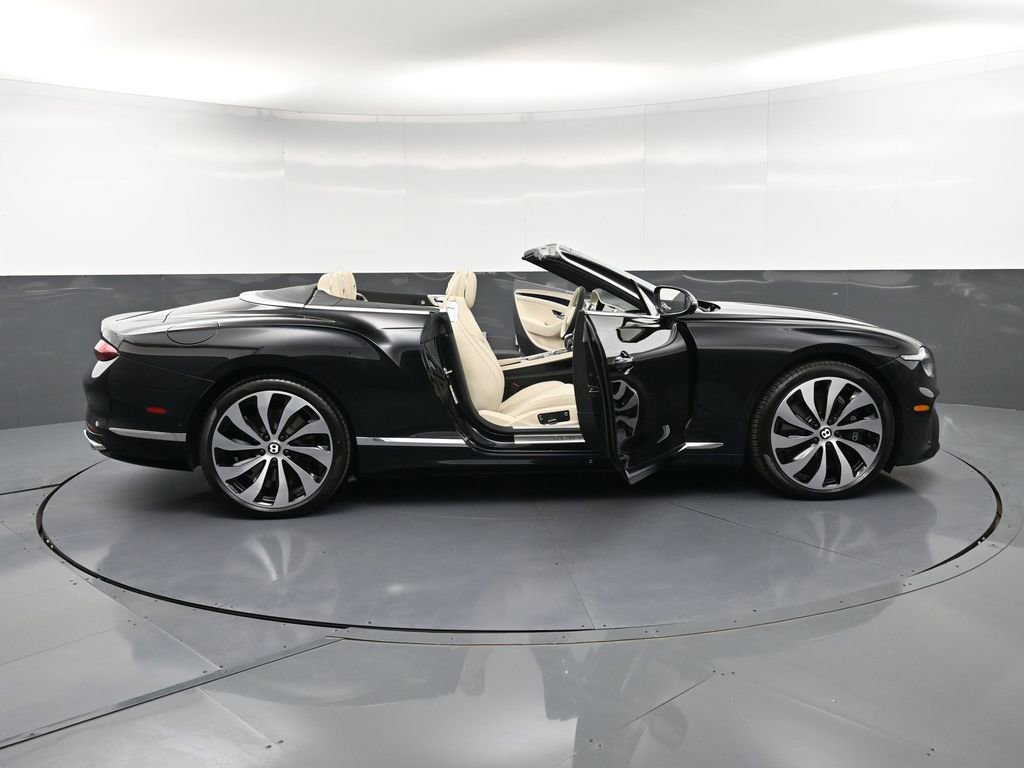 Used 2026 Bentley Continental GTC AWD/4WD image 34