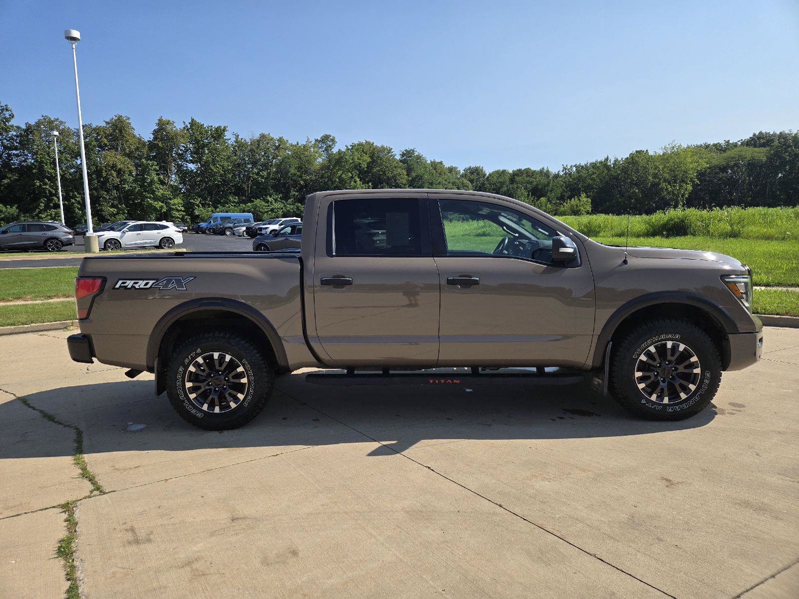 Used 2020 Nissan Titan PRO-4X w/ Pro-4x Utility Package AWD/4WD image 2