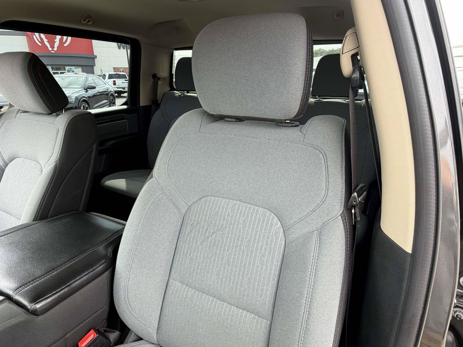 Used 2019 RAM 1500 Big Horn AWD/4WD image 26
