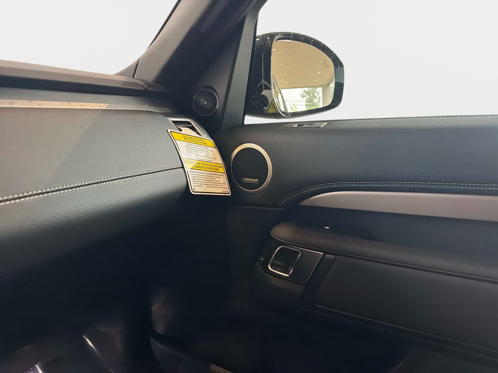 New 2026 Land Rover Discovery Dynamic SE AWD/4WD image 20