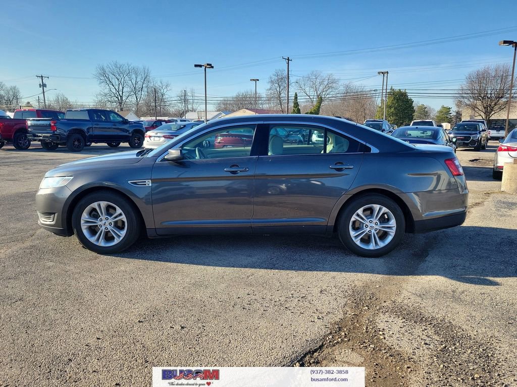 Used 2018 Ford Taurus SE image 28