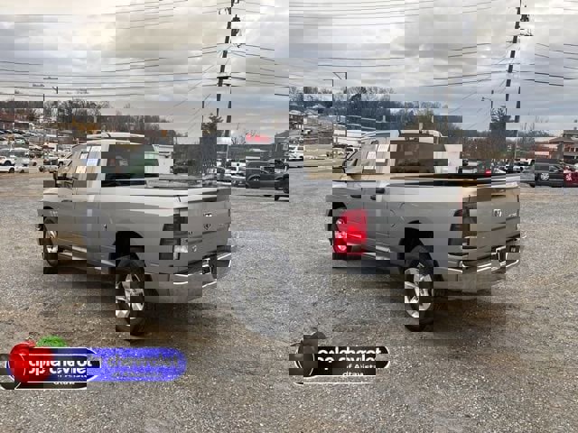 Used 2024 RAM 1500 Classic SLT image 4