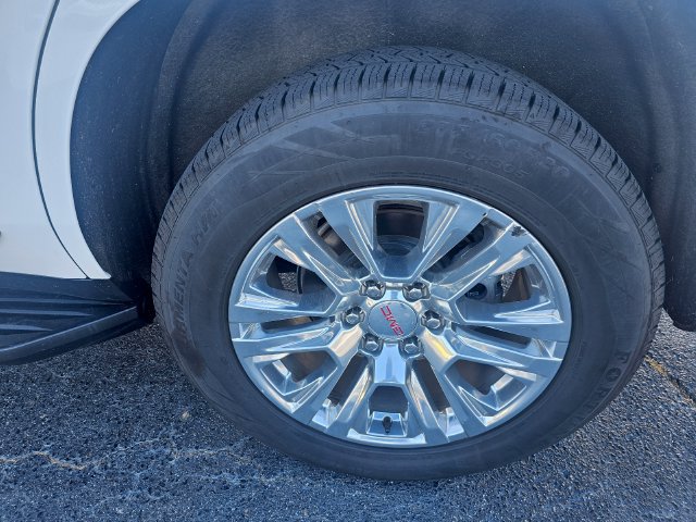Used 2024 GMC Yukon Denali RWD image 13