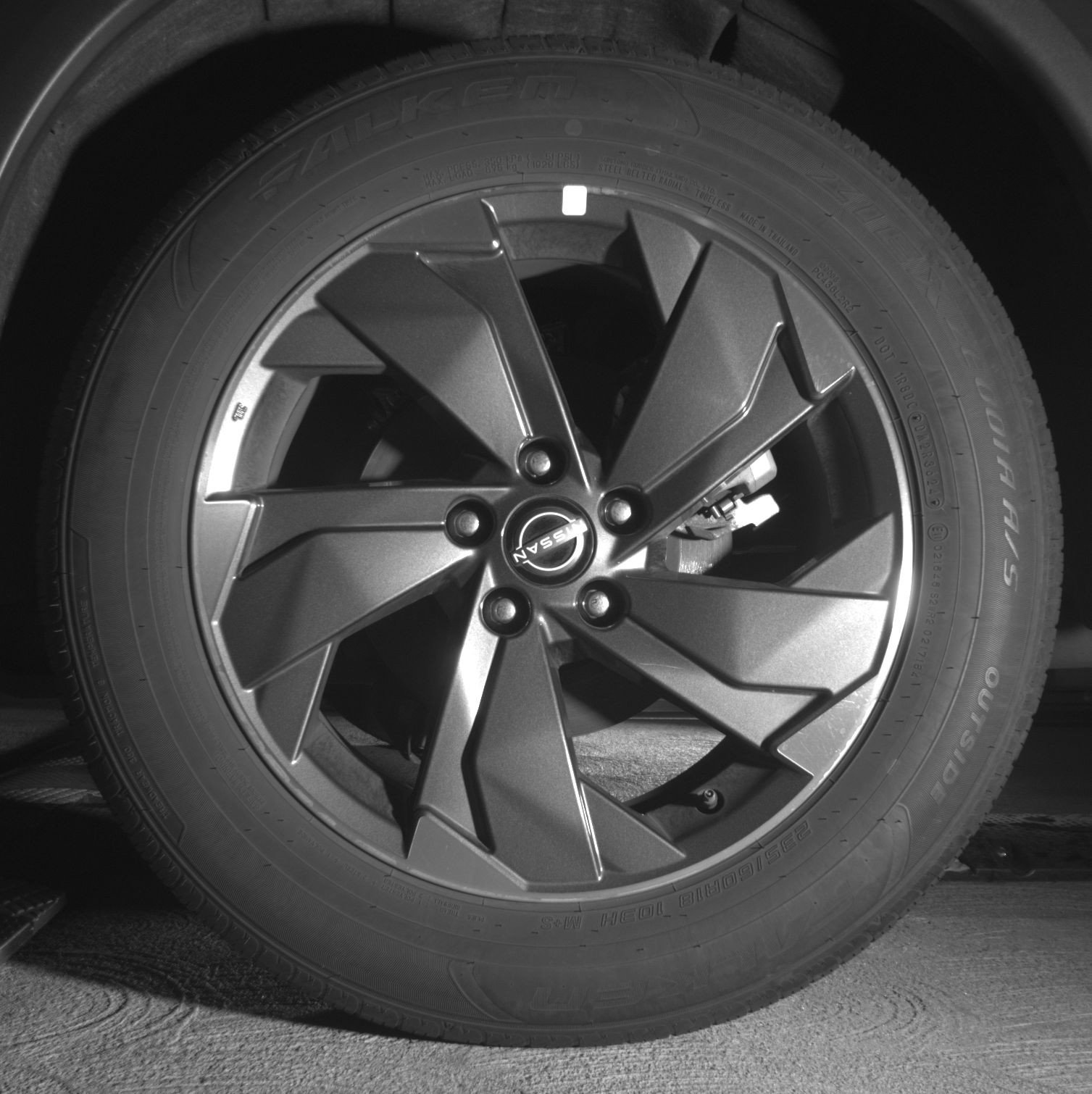 Used 2025 Nissan Rogue SV image 14