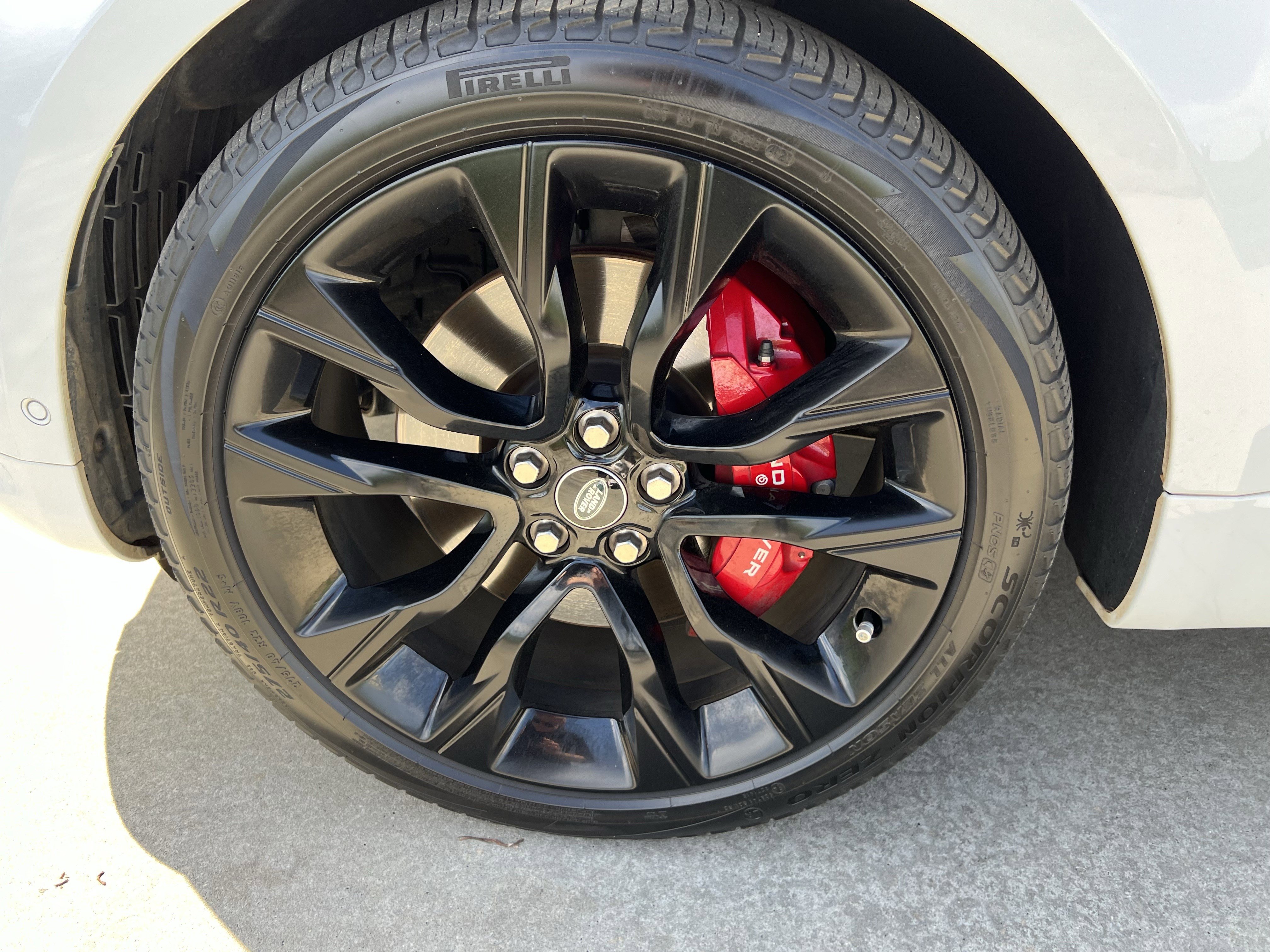 Used 2022 Land Rover Range Rover Sport HST image 13