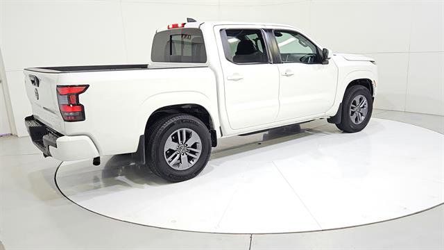 Certified 2025 Nissan Frontier SV w/ SV Convenience Package RWD image 8