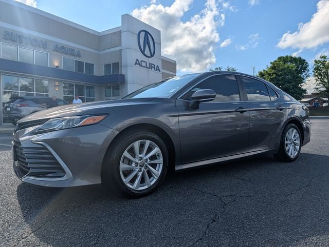 Used 2023 Toyota Camry LE w/ Convenience Package FWD image 7