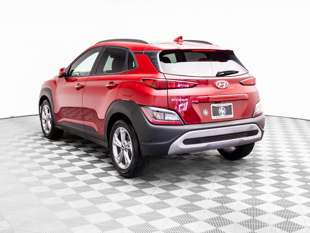 Used 2022 Hyundai Kona SEL w/ Convenience Package FWD image 4