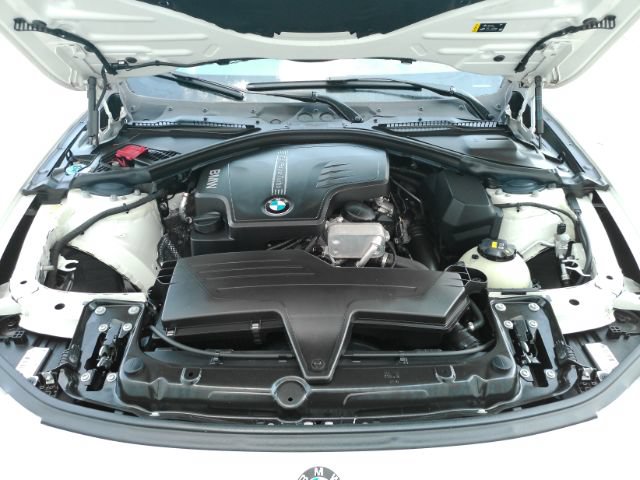Used 2018 BMW 320i Sedan RWD image 46