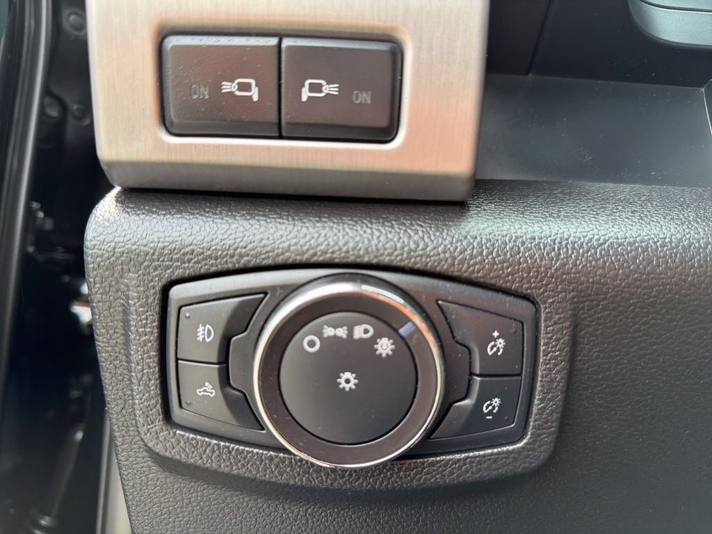 Used 2018 Ford F250 Platinum w/ Platinum Ultimate Package AWD/4WD image 64