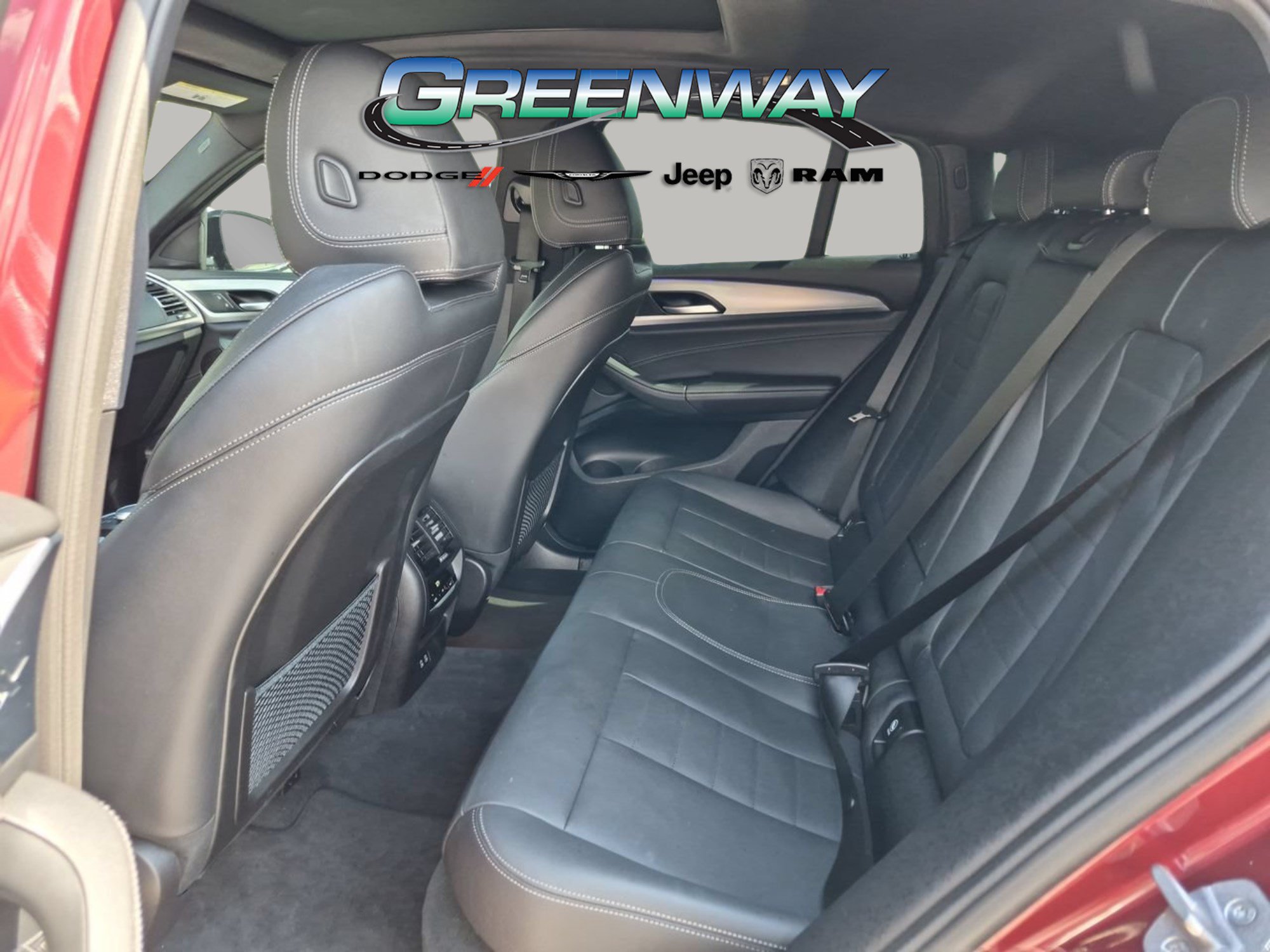 Used 2022 BMW X4 xDrive30i w/ M Sport Package 2 AWD/4WD image 13