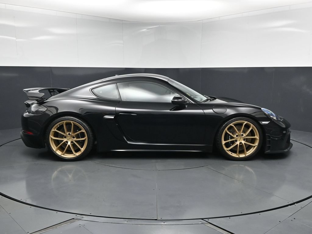 Used 2022 Porsche 718 Cayman GT4 RWD image 11