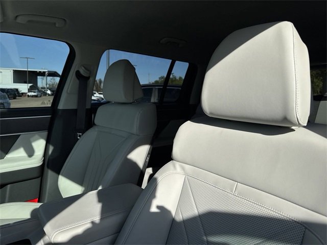 New 2025 Hyundai Santa Fe SEL image 13