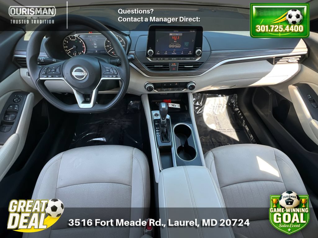 Used 2024 Nissan Altima 2.5 SV FWD image 16
