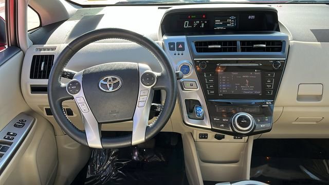 Used 2016 Toyota Prius V Four FWD image 4