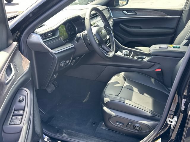 New 2026 Jeep Grand Cherokee L Limited AWD/4WD image 8