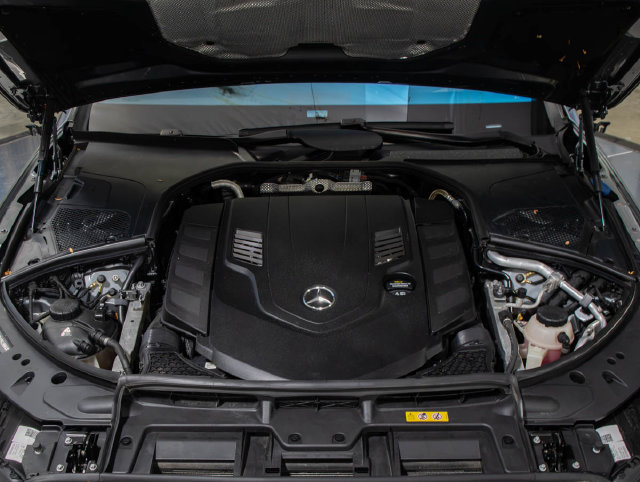 Certified 2023 Mercedes-Benz S 580 4MATIC Sedan image 5