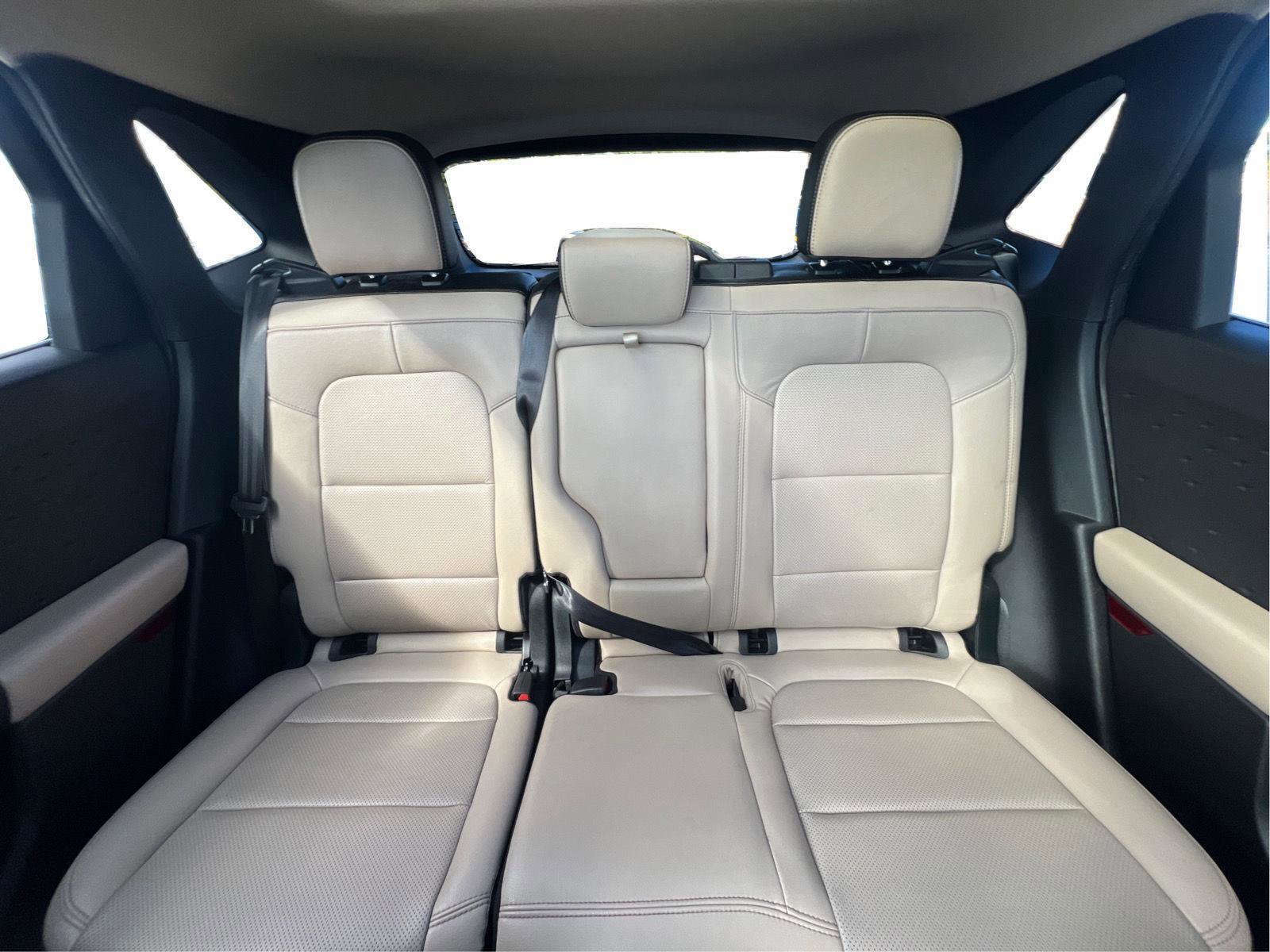 Used 2020 Ford Escape Titanium AWD/4WD image 13