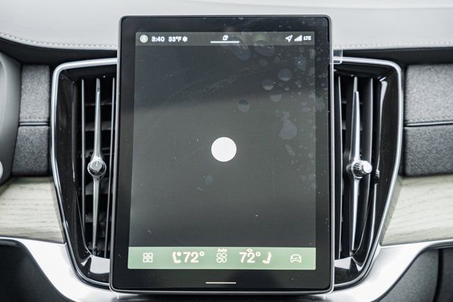 New 2026 Volvo XC90 B6 Plus w/ Protection Package Premier image 21