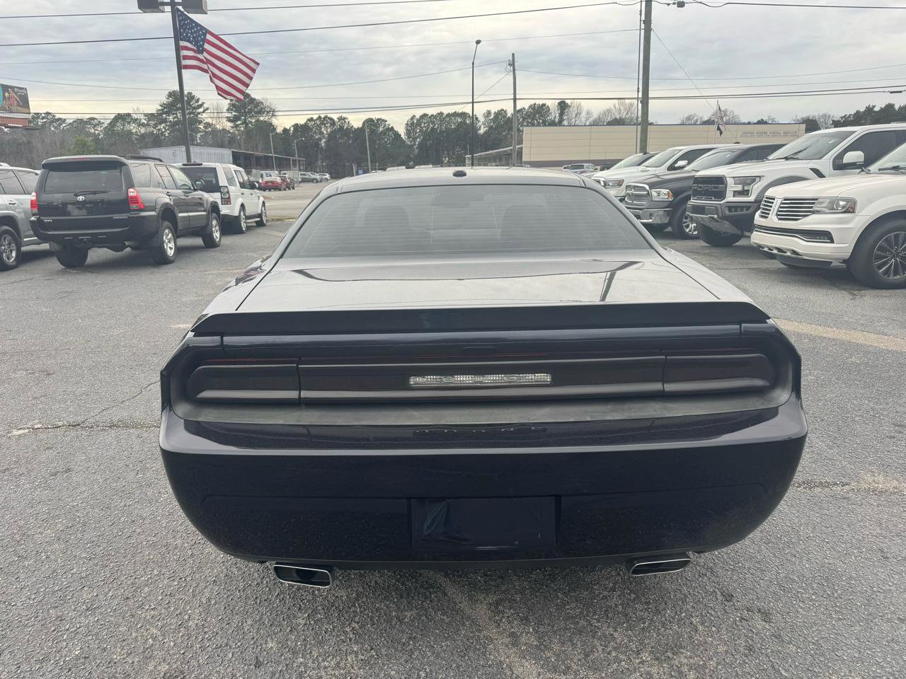 Used 2012 Dodge Challenger R/T image 6