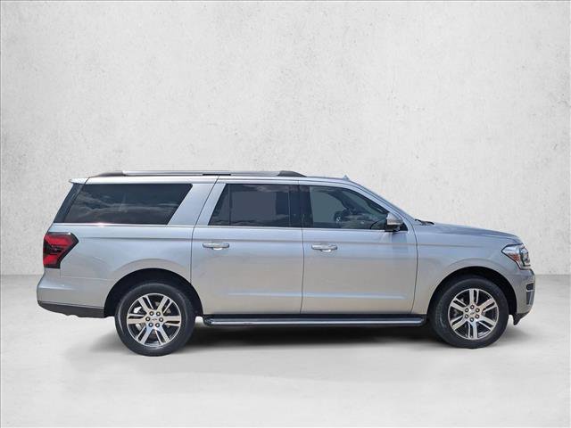 Used 2023 Ford Expedition Max Limited RWD image 4