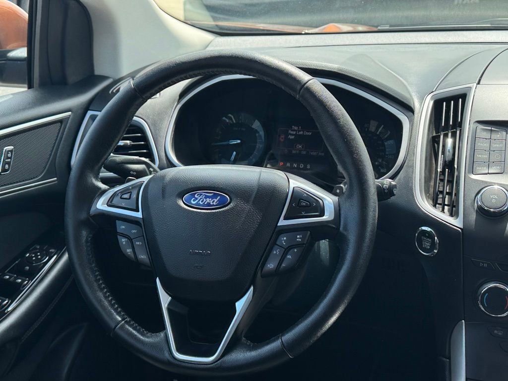 Used 2017 Ford Edge SEL AWD/4WD image 18