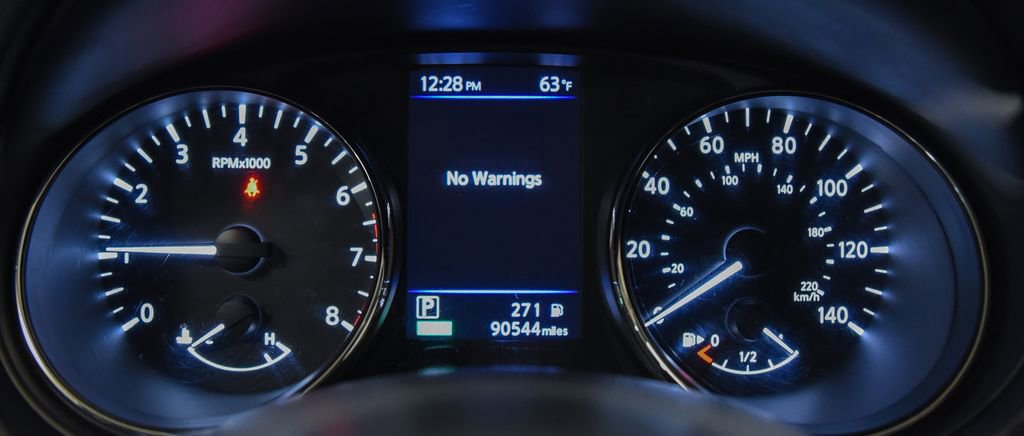 Used 2018 Nissan Rogue S image 21