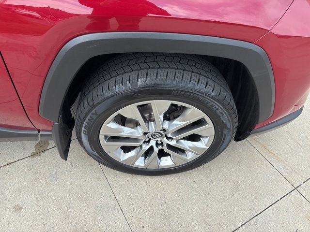 Used 2019 Toyota RAV4 Limited w/ Advanced Technology Package AWD/4WD image 9