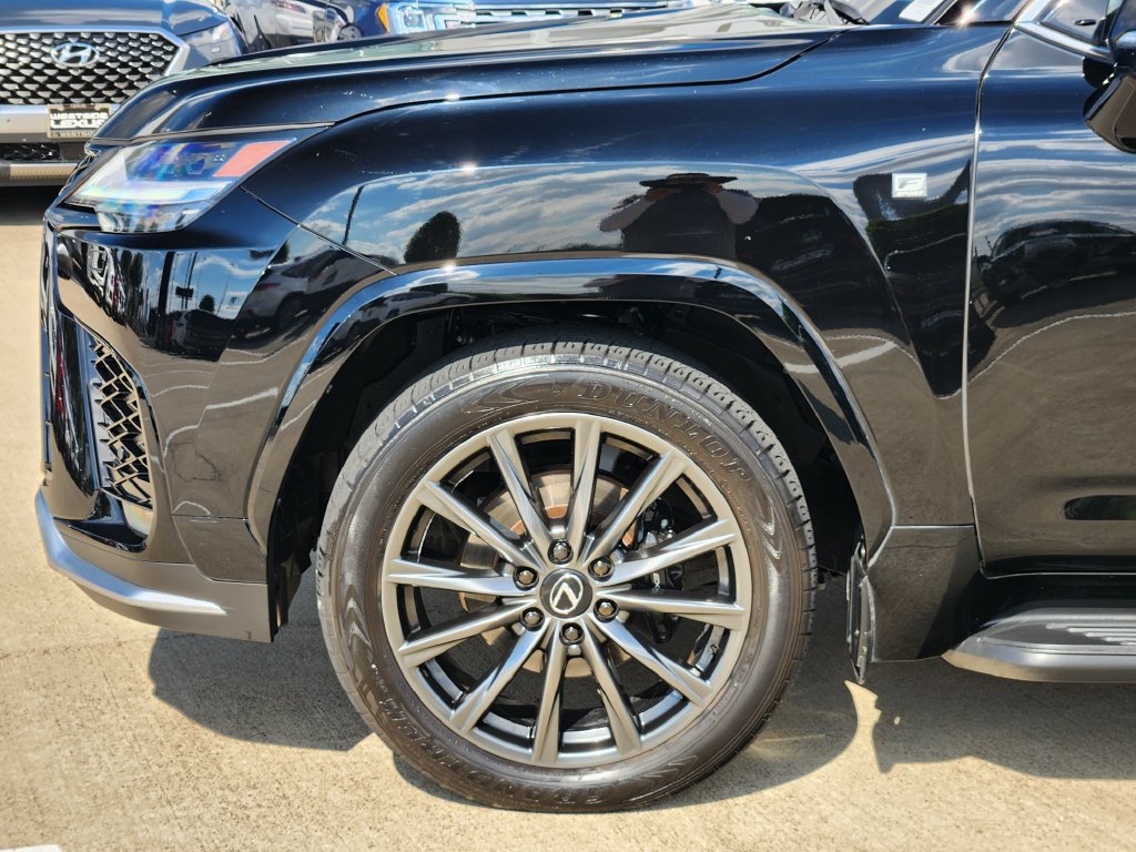 Certified 2024 Lexus LX 600 F Sport AWD/4WD image 8