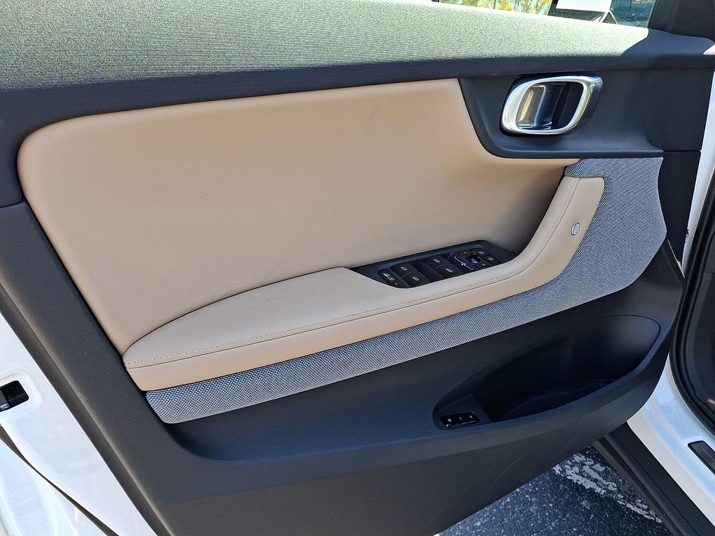 Used 2022 Polestar Polestar 2 AWD/4WD image 14