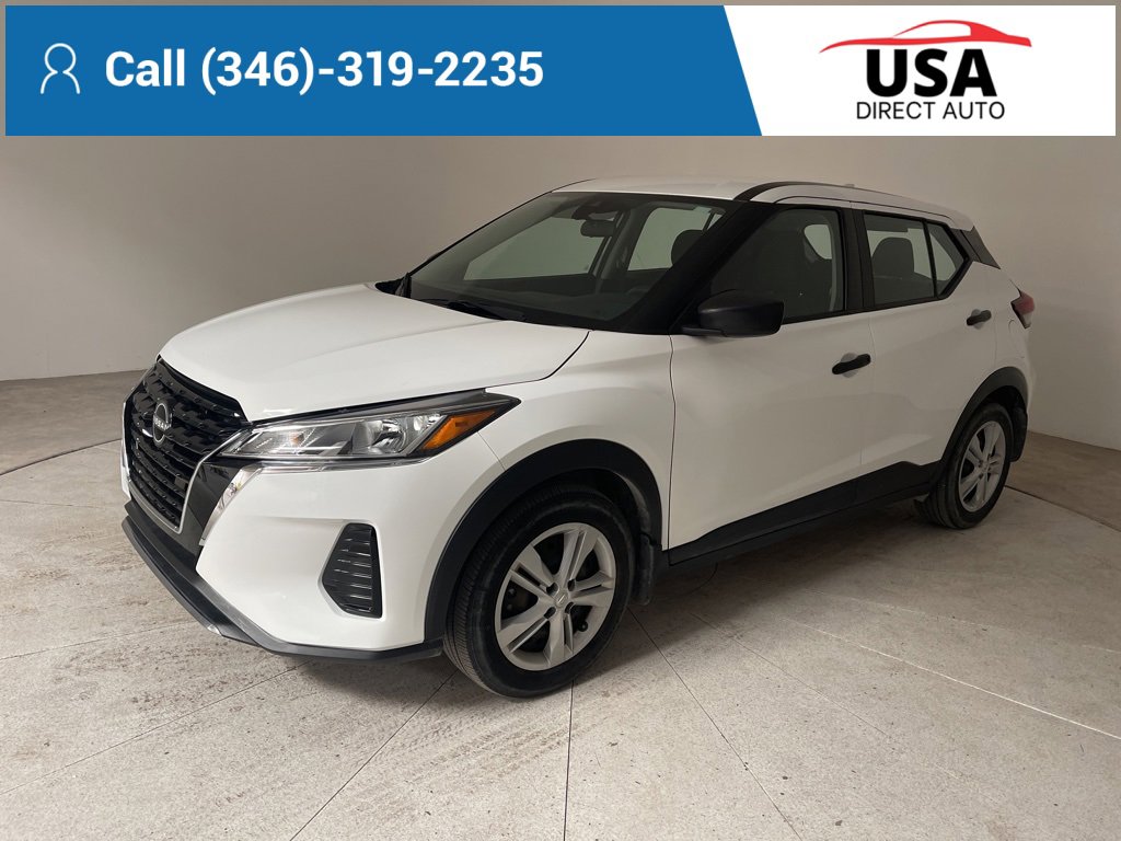 Used 2022 Nissan Kicks S image 1