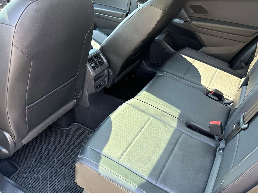 Used 2019 Volkswagen Tiguan SEL image 10