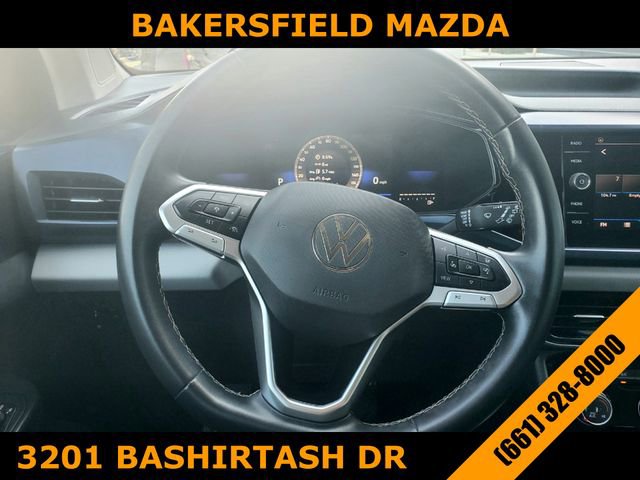 Used 2023 Volkswagen Taos SE image 14