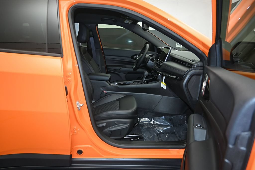 New 2026 Jeep Compass Latitude AWD/4WD image 26