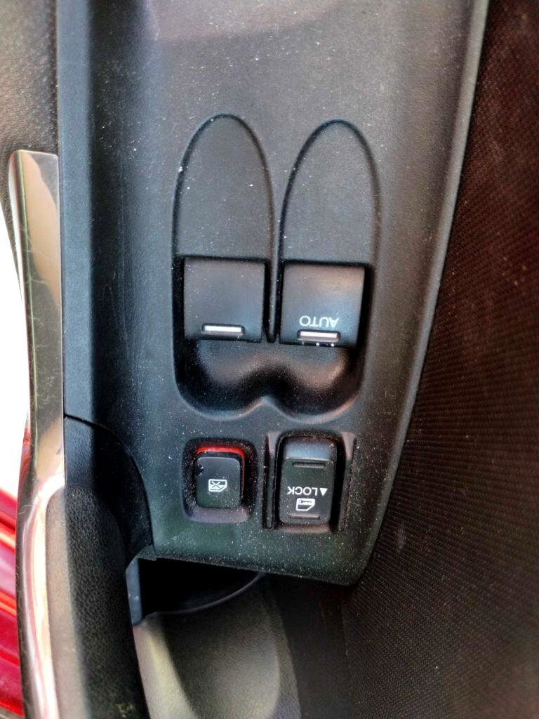 Used 2013 Honda CR-Z EX image 13