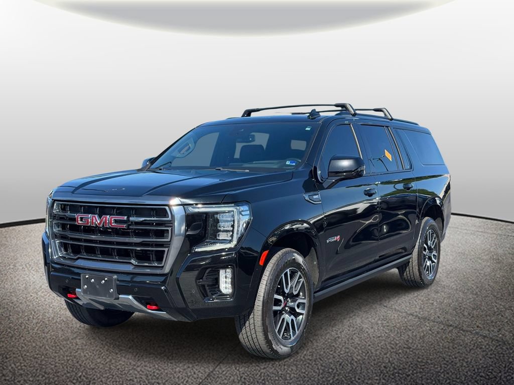 Used 2023 GMC Yukon XL AT4 w/ Technology Package AWD/4WD image 7