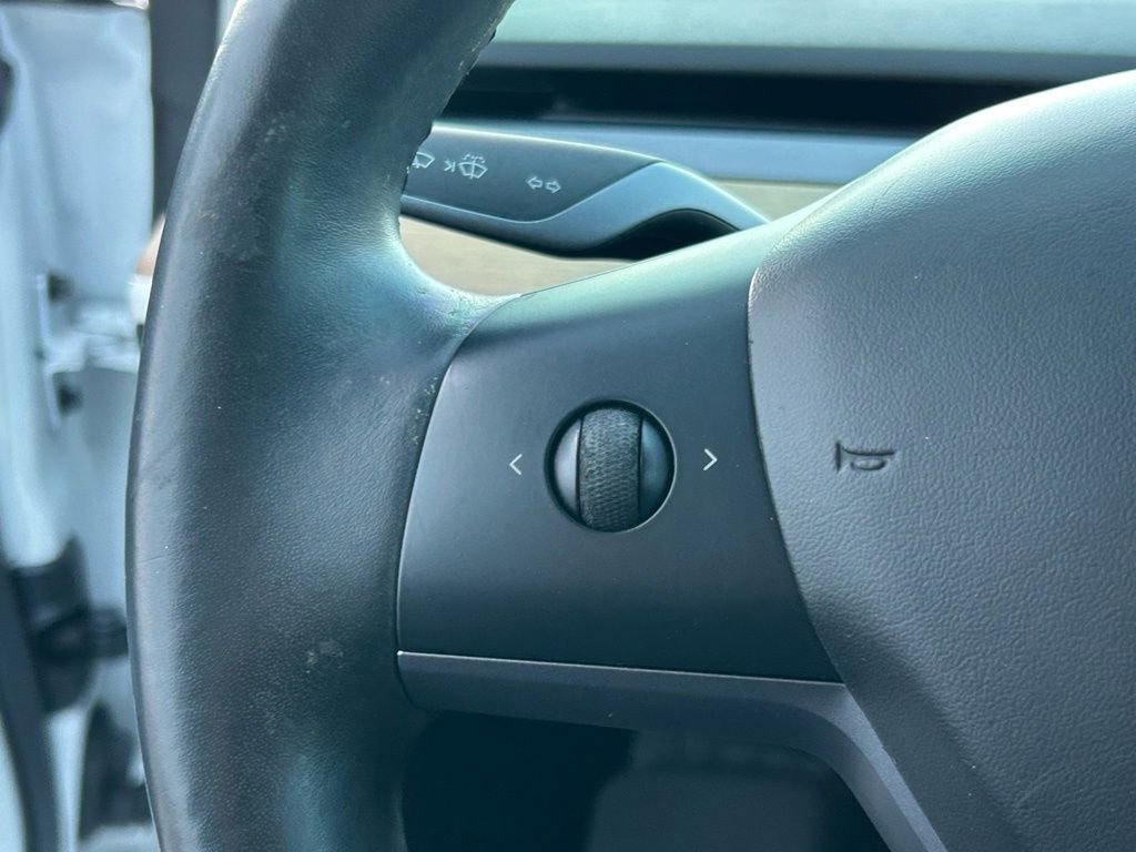 Used 2018 Tesla Model 3 image 23