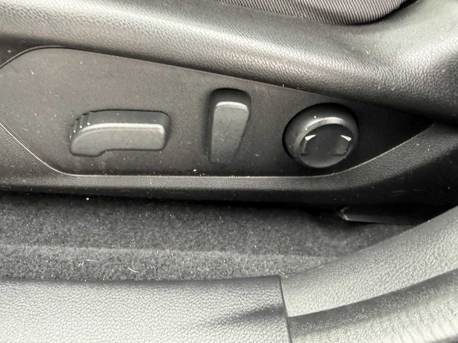 Certified 2024 Subaru Crosstrek 2.0i Premium image 14