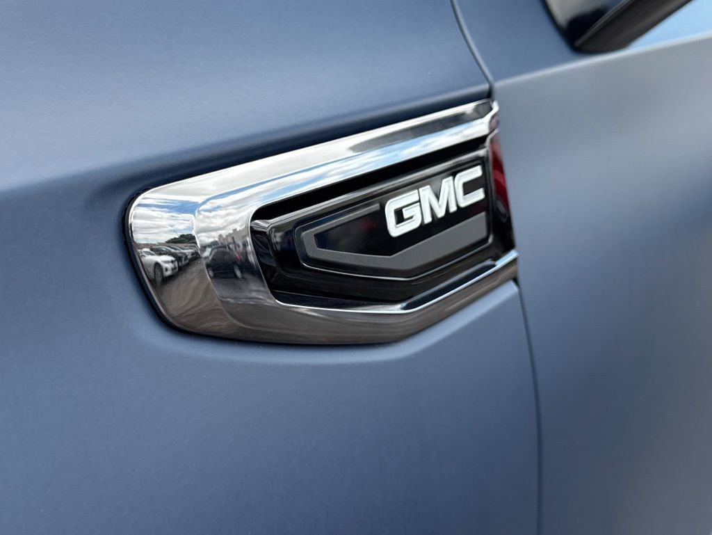 Used 2024 GMC Yukon Denali Ultimate AWD/4WD image 39