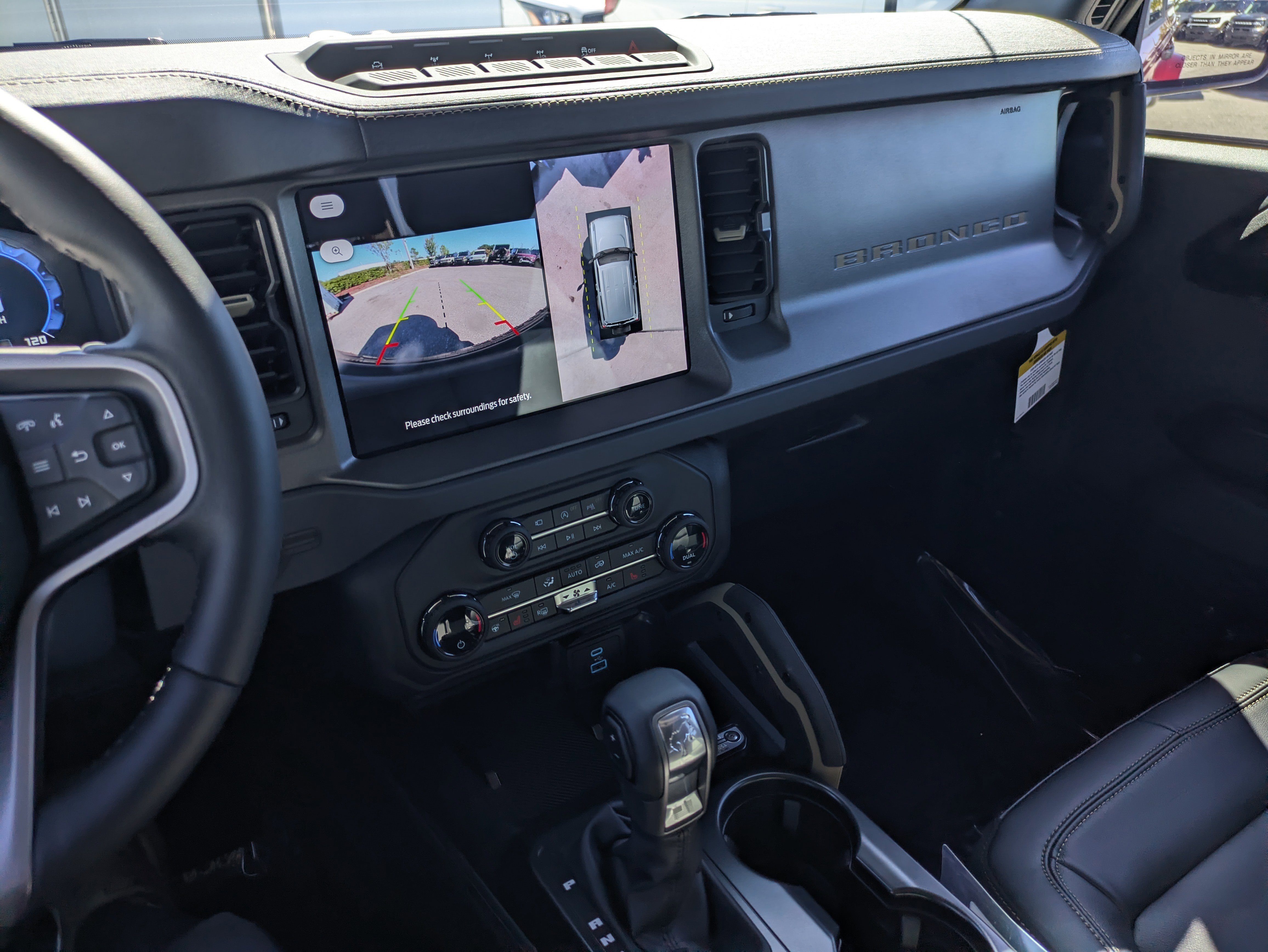 New 2025 Ford Bronco Badlands image 47