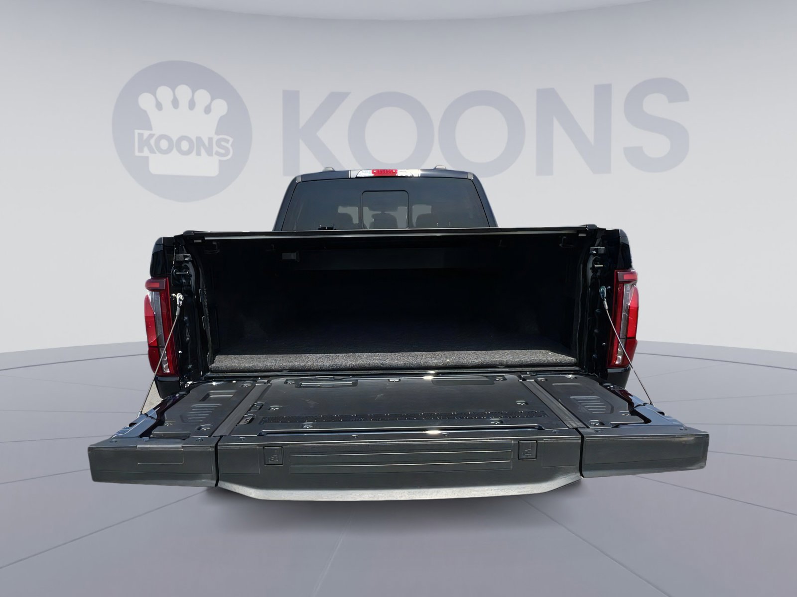 New 2025 Ford F150 Lariat w/ Equipment Group 502A High image 26