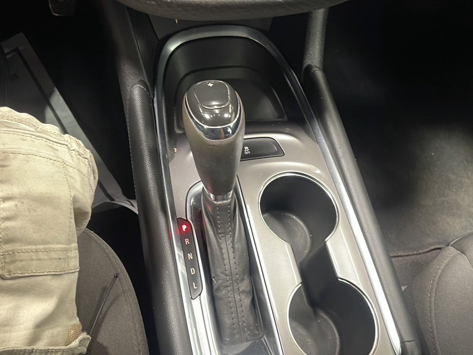 Used 2018 Chevrolet Malibu LT FWD image 11
