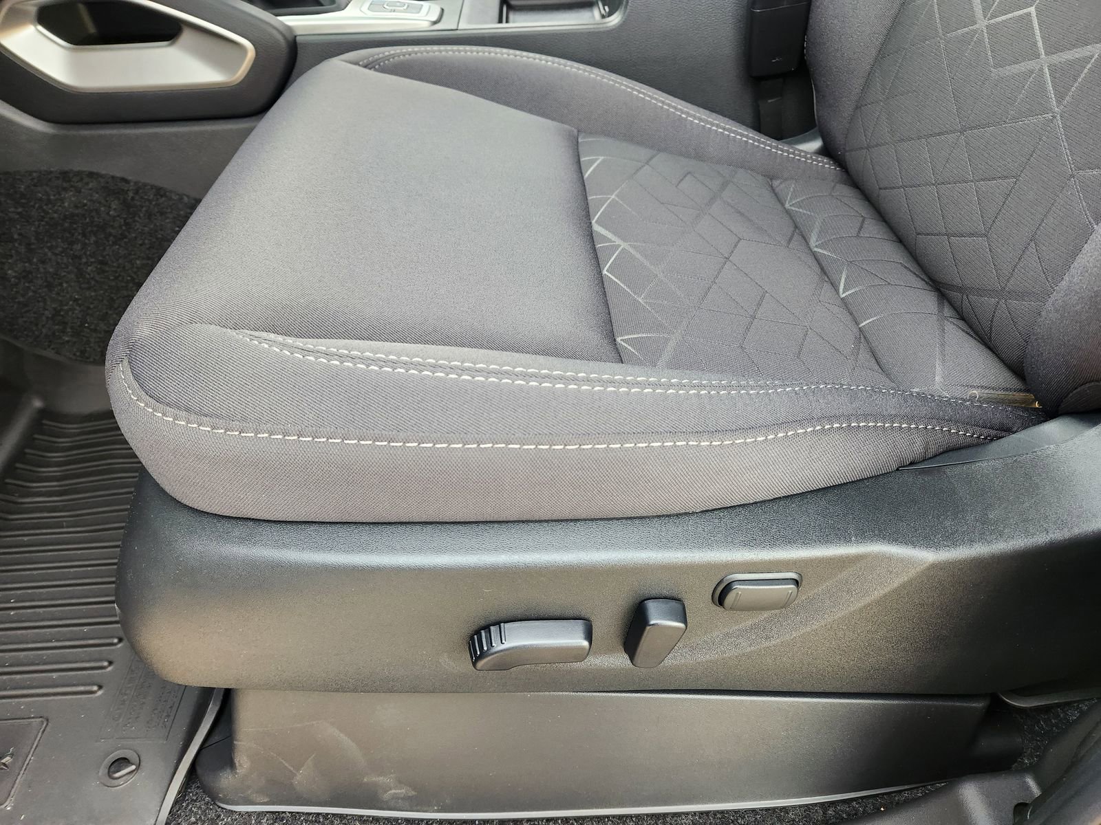 New 2026 Nissan Frontier SV image 20