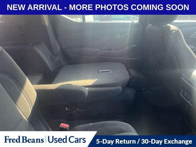 Used 2023 Chevrolet Traverse LT image 8