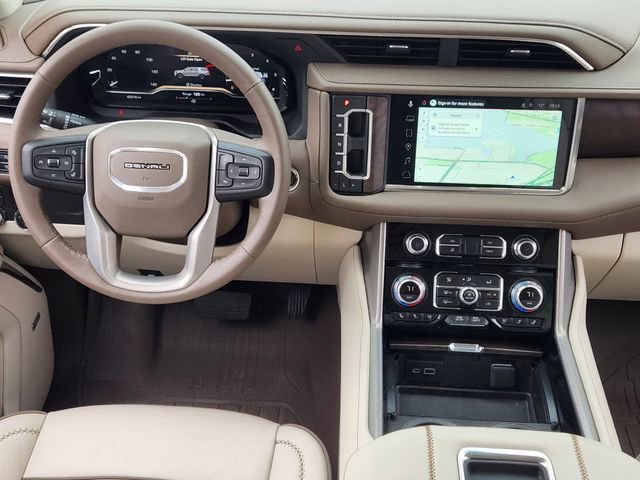 Used 2023 GMC Yukon Denali w/ LPO, Floor Liner Package AWD/4WD image 27