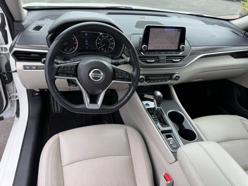 Used 2019 Nissan Altima 2.5 Platinum AWD/4WD image 21