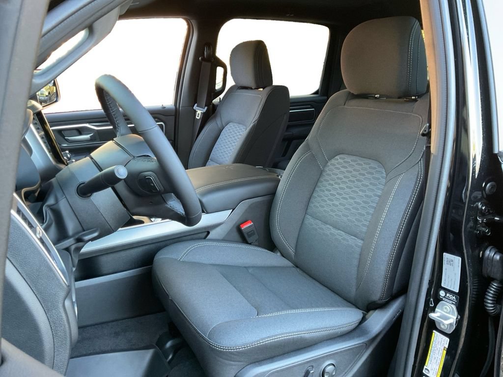 Used 2026 RAM 1500 Big Horn w/ Night Edition AWD/4WD image 26