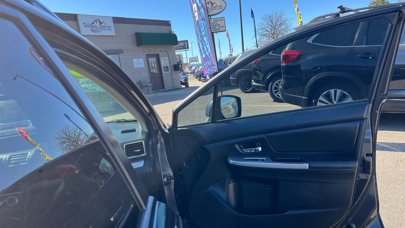 Used 2015 Subaru Crosstrek 2.0i Limited w/ Popular Package #2 image 11