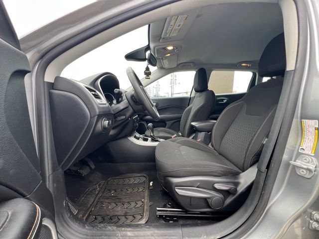 Used 2021 Jeep Compass Sport image 16