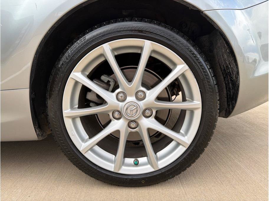 Used 2012 MAZDA MX-5 Miata Grand Touring w/ Premium Pkg RWD image 28